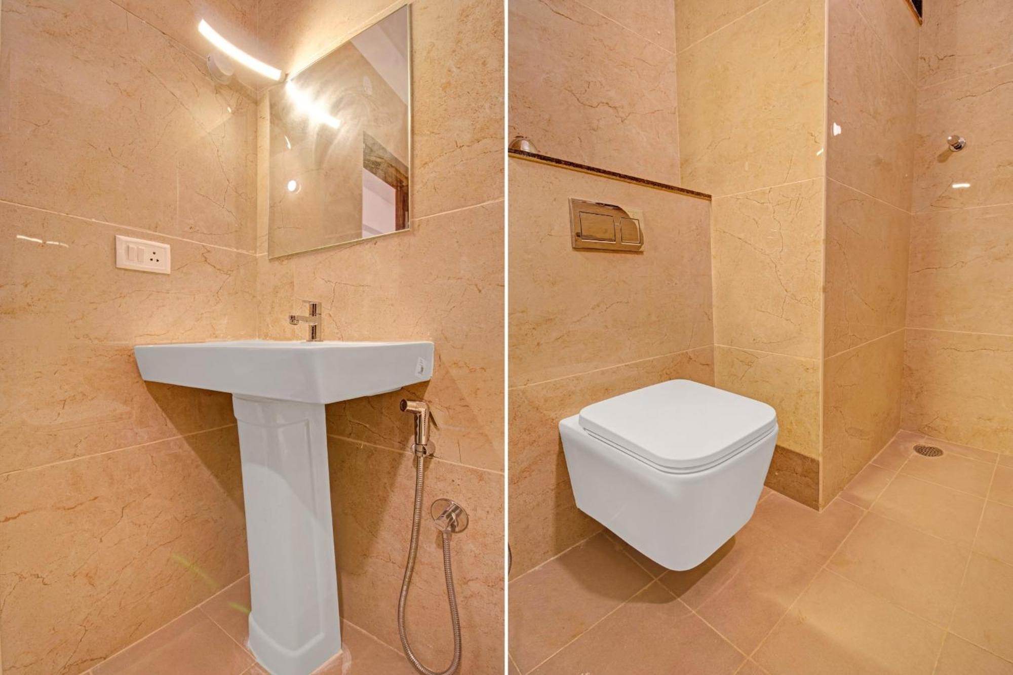Super Collection O Petals Otium Business Hotel Bangalore Bagian luar foto