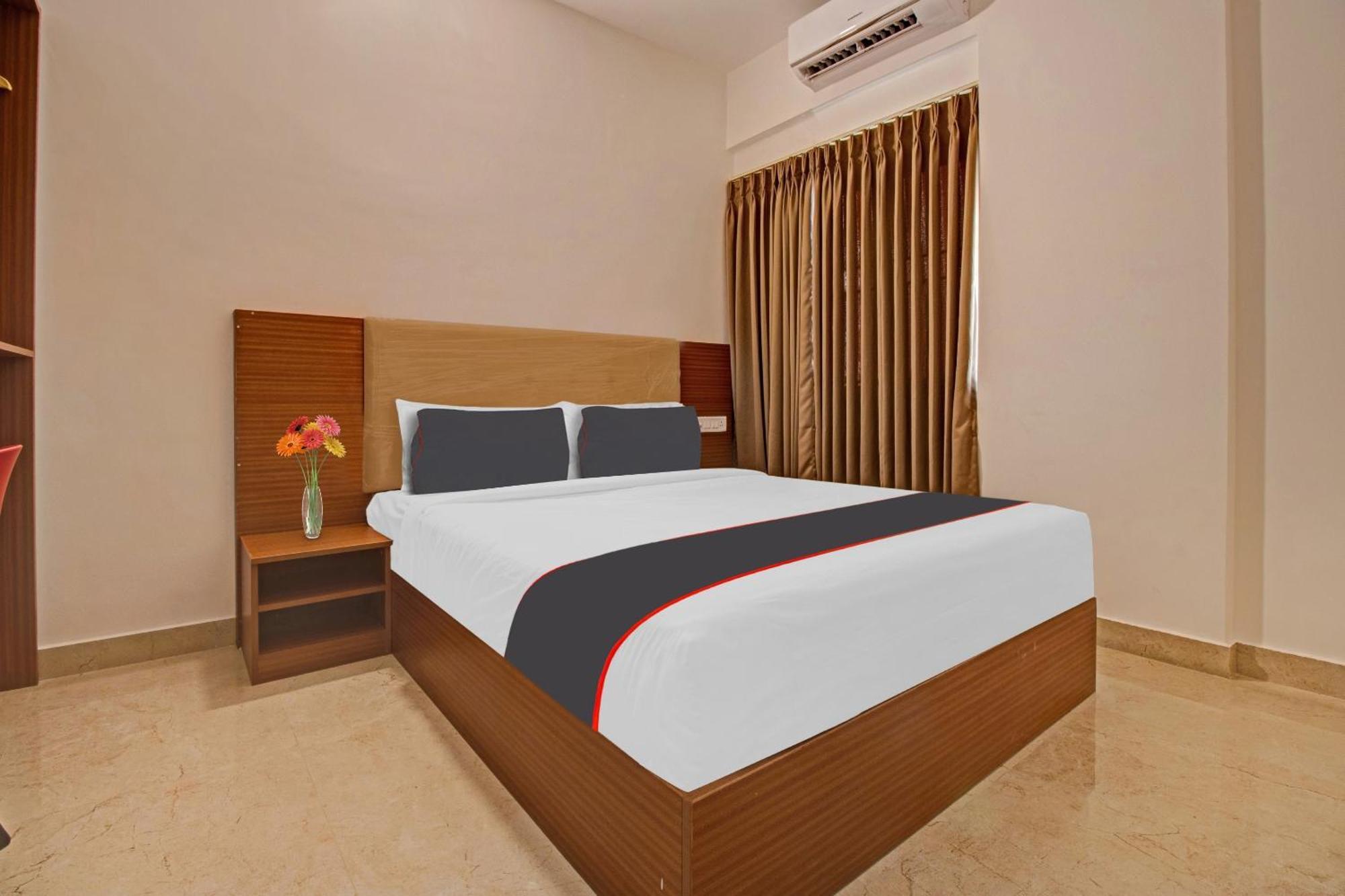 Super Collection O Petals Otium Business Hotel Bangalore Bagian luar foto