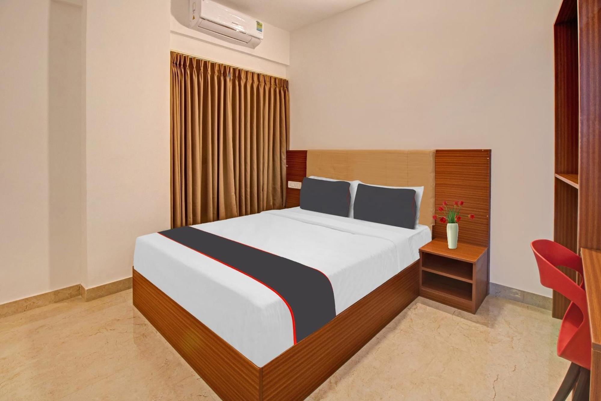 Super Collection O Petals Otium Business Hotel Bangalore Bagian luar foto